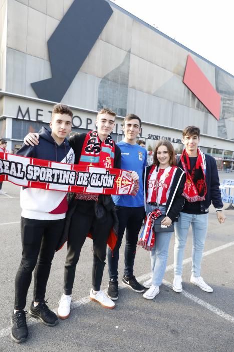 Derbi asturiano: Llegada de aficionados y los autobuses de los equipos a El Molinón