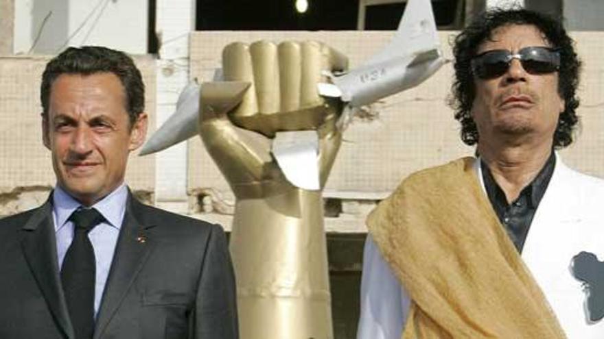 Sarkozy y Gadafi, en una imagen de 2007.