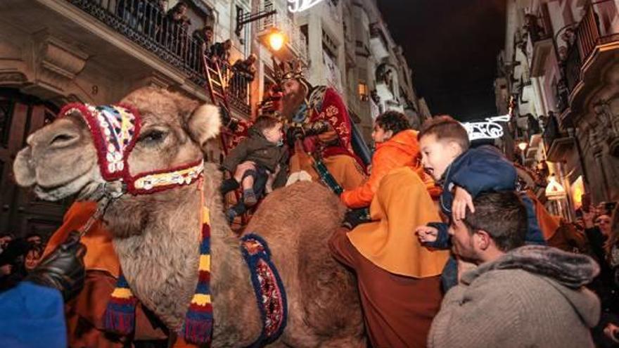 El Senado apoya por unanimidad que la Cabalgata de Reyes Magos de Alcoy sea Patrimonio de la Humanidad