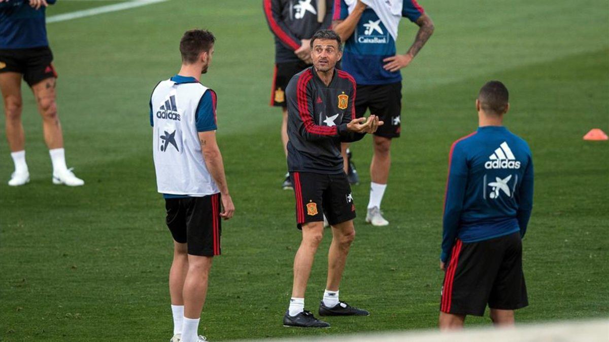 Luis Enrique, durante el entrenamiento vespertino de la selección española
