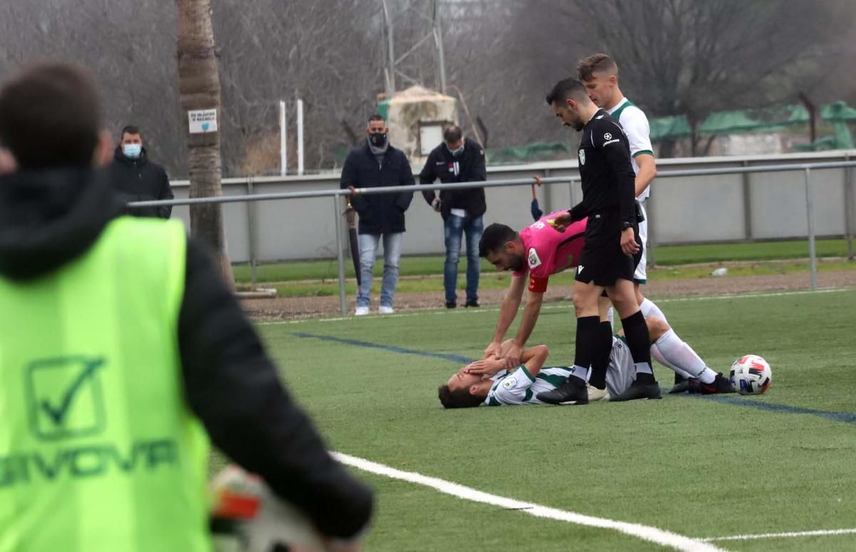 Las imágenes del Córdoba CF B-CD Ciudad de Lucena