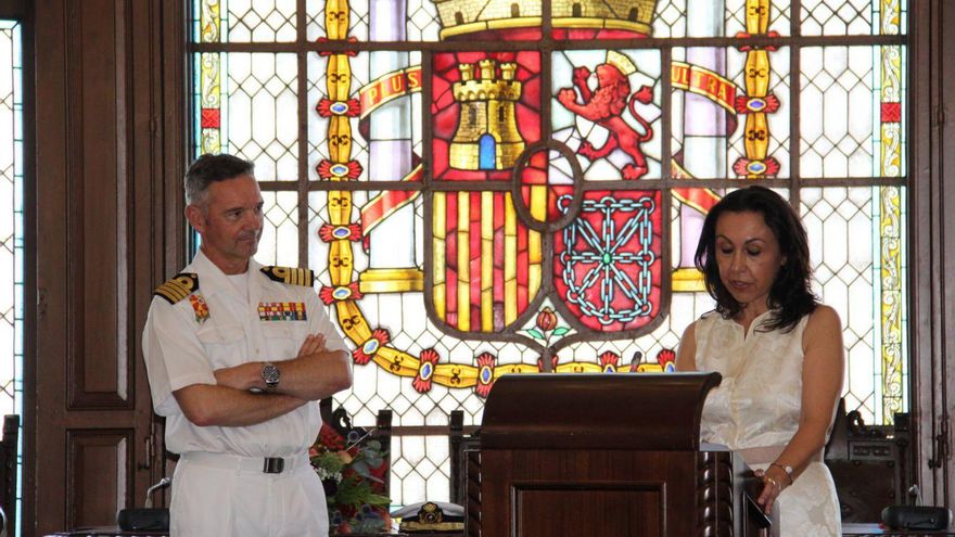 María Ramallo recibió a Pedro Cardona, director de la Escuela Naval. | FDV