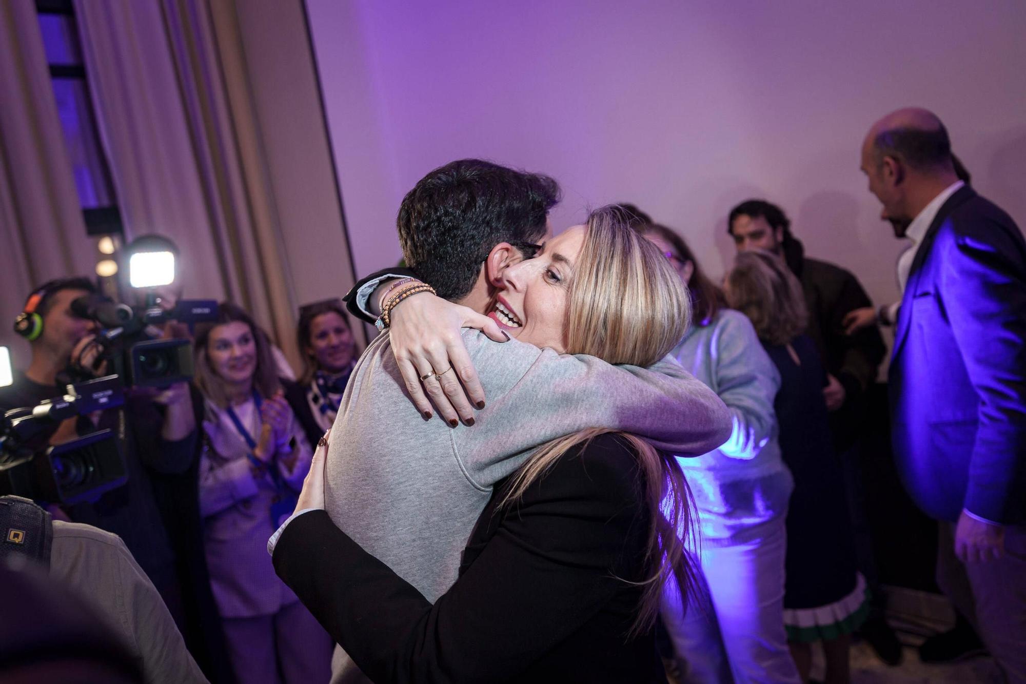 FOTOGALERÍA | María Guardiola gana las elecciones
