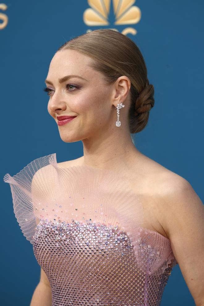 Amanda Seyfried con un vestido de cristales de Giorgio Armani