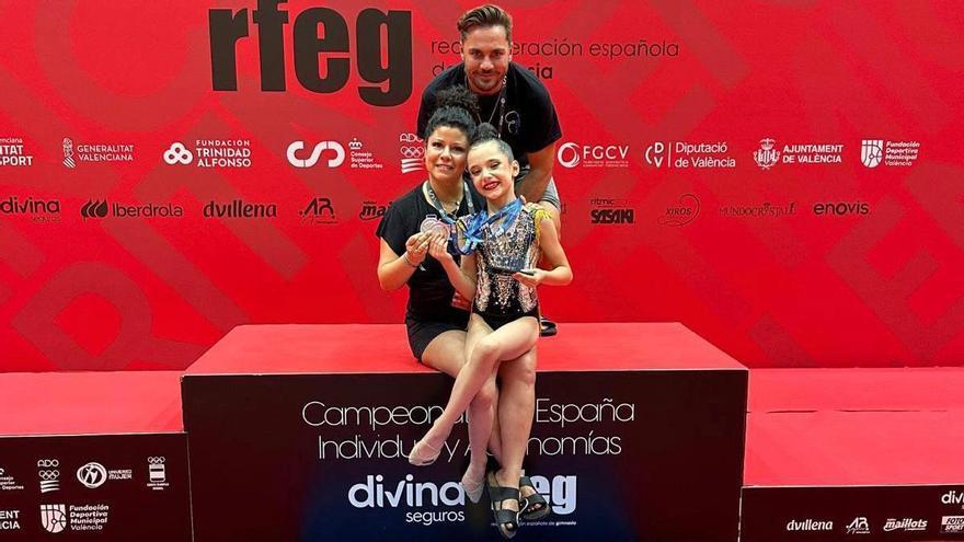 La gimnasta Enma Fernández, del club Ares de Langreo, doble subcampeona de España