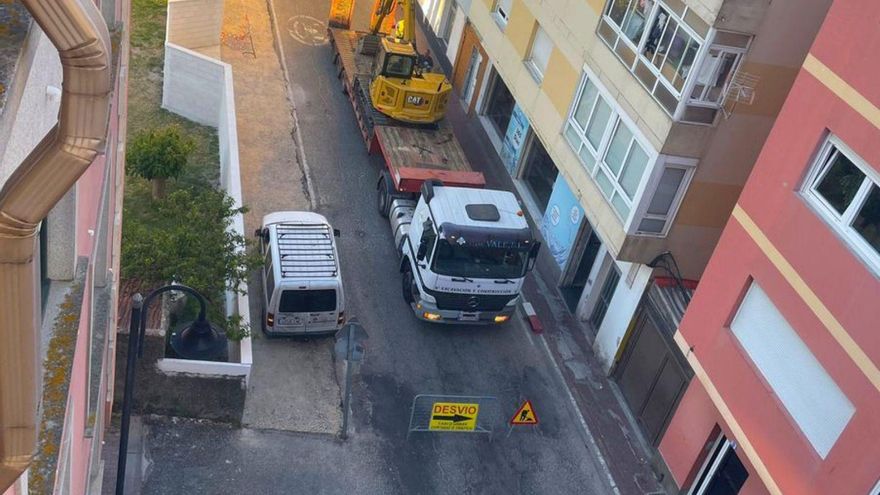 La maquinaria ya trabaja en el primer tramo de Longán. |  FdV