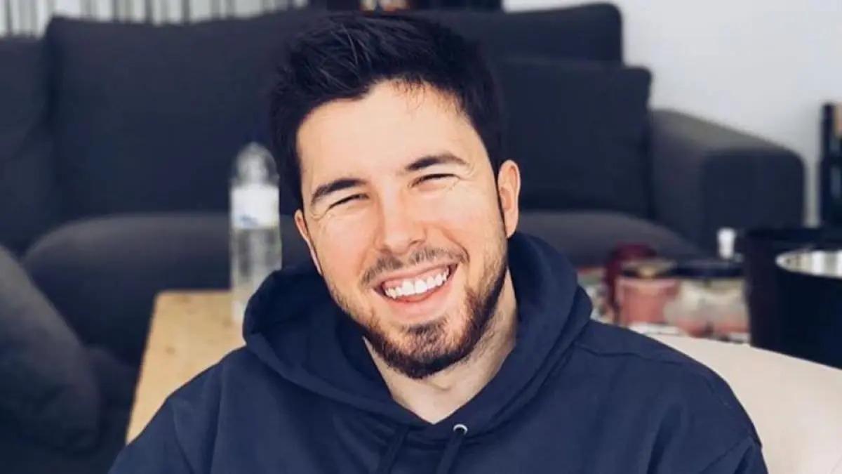 Willyrex se confina por estar en contacto con un positivo en Covid-19