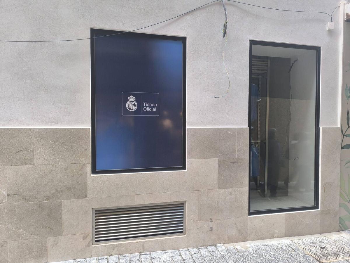 Tienda oficial del Real Madrid en Palma.