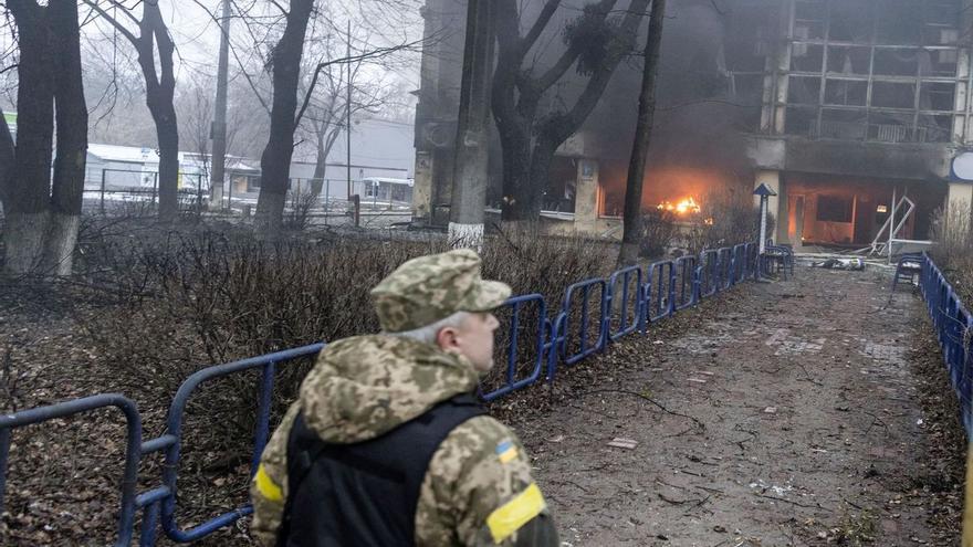 El setè dia de guerra a Ucraïna, imatge a imatge