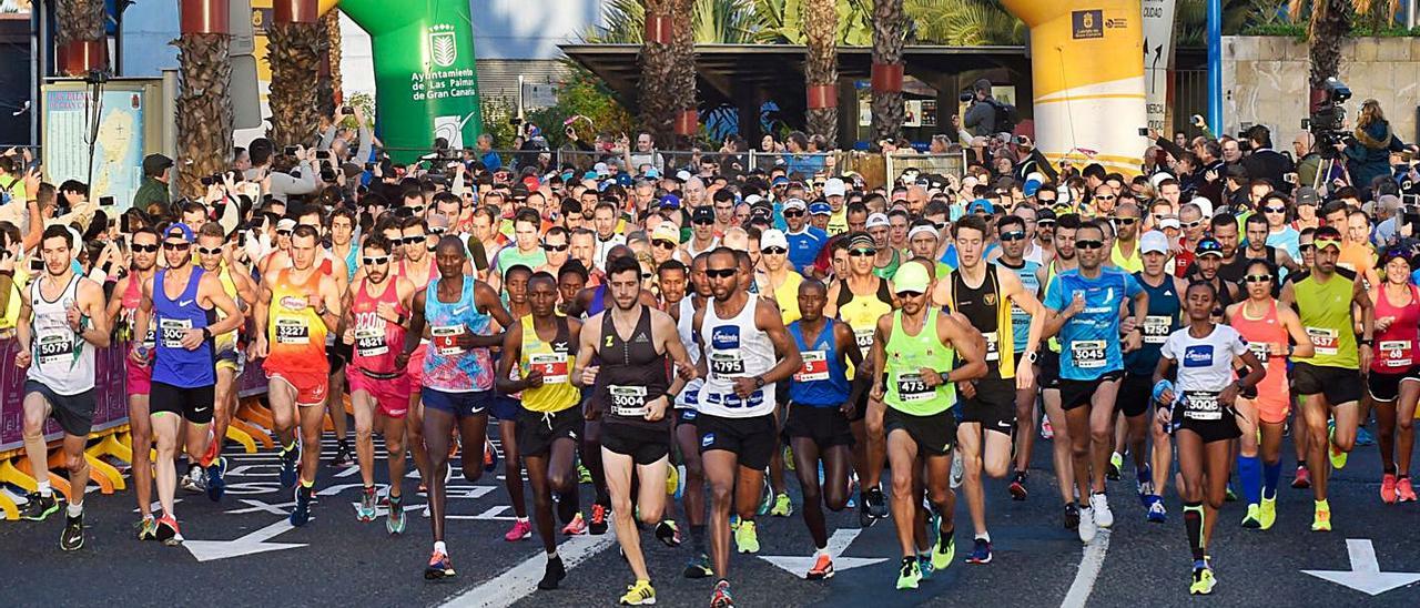 Salida de la maratón de Gran Canaria del año 2018. | | ANDRÉS CRUZ