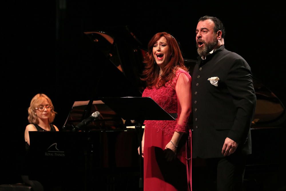Carlos Álvarez y varios colegas del bel canto protagonizan en el Edgar Neville un concierto navideño para exigir el Auditorio de la Música