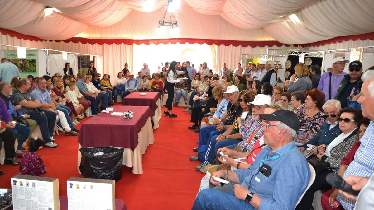 Cata de bombones de higo en una pasada edición de las Feria Transfronteriza del Gurumelo.