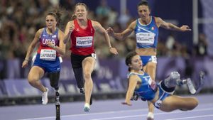 Ambra Sabatini se cayó a 10 metros de ganar el oro en la final de los 100 metros