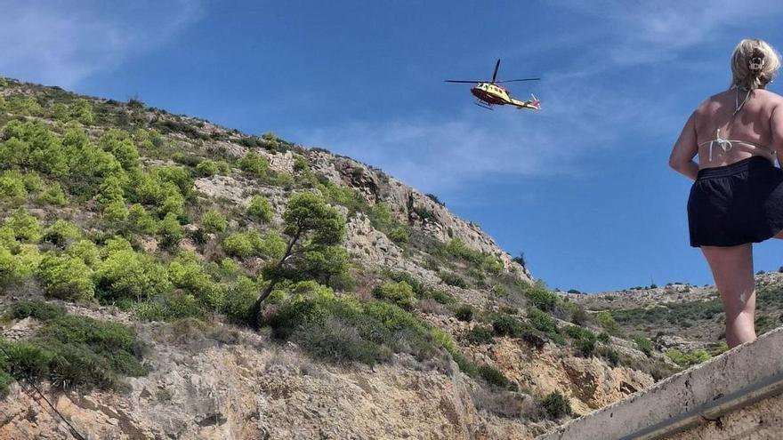 Otro rescate en el Montgó bajo un sol de justicia: un escalador sufre una bajada de tensión