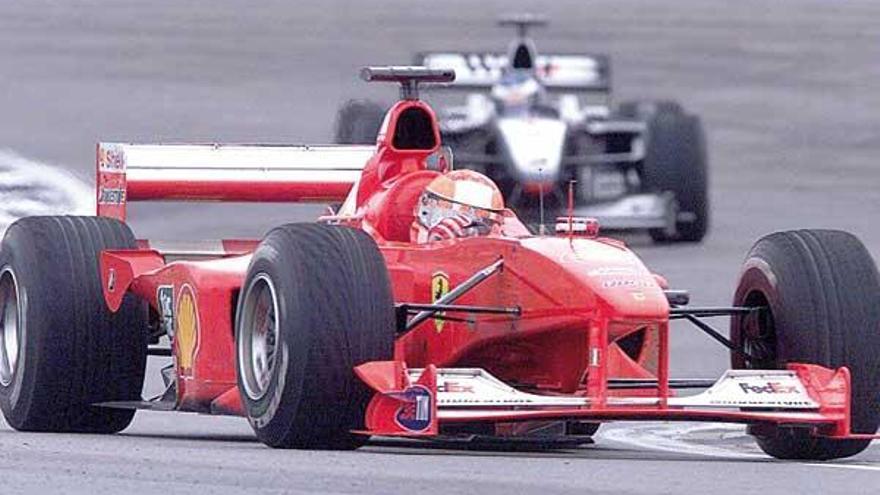 El Ferrari con el que Schumacher ganó el Mundial de 2000 estará expuesto en el Salón del Automóvil.