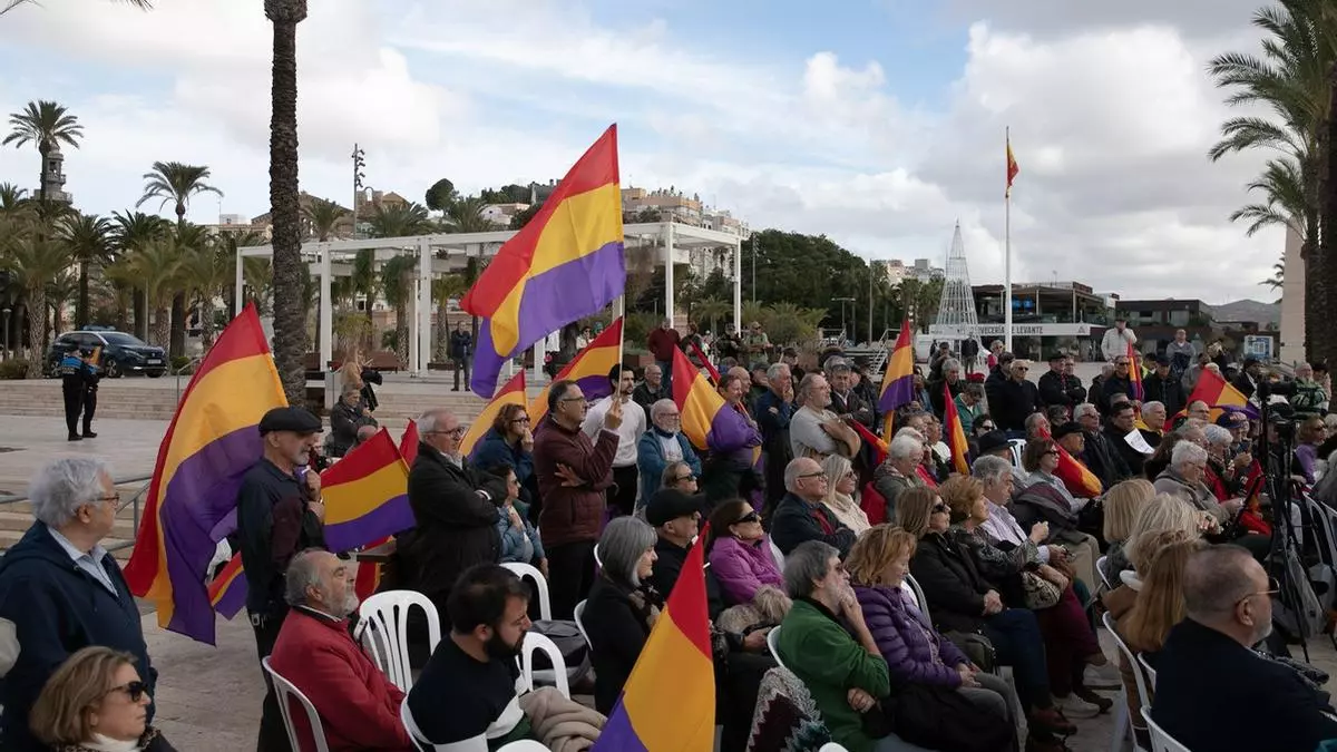 Todo tránsfuga es ilegítimo