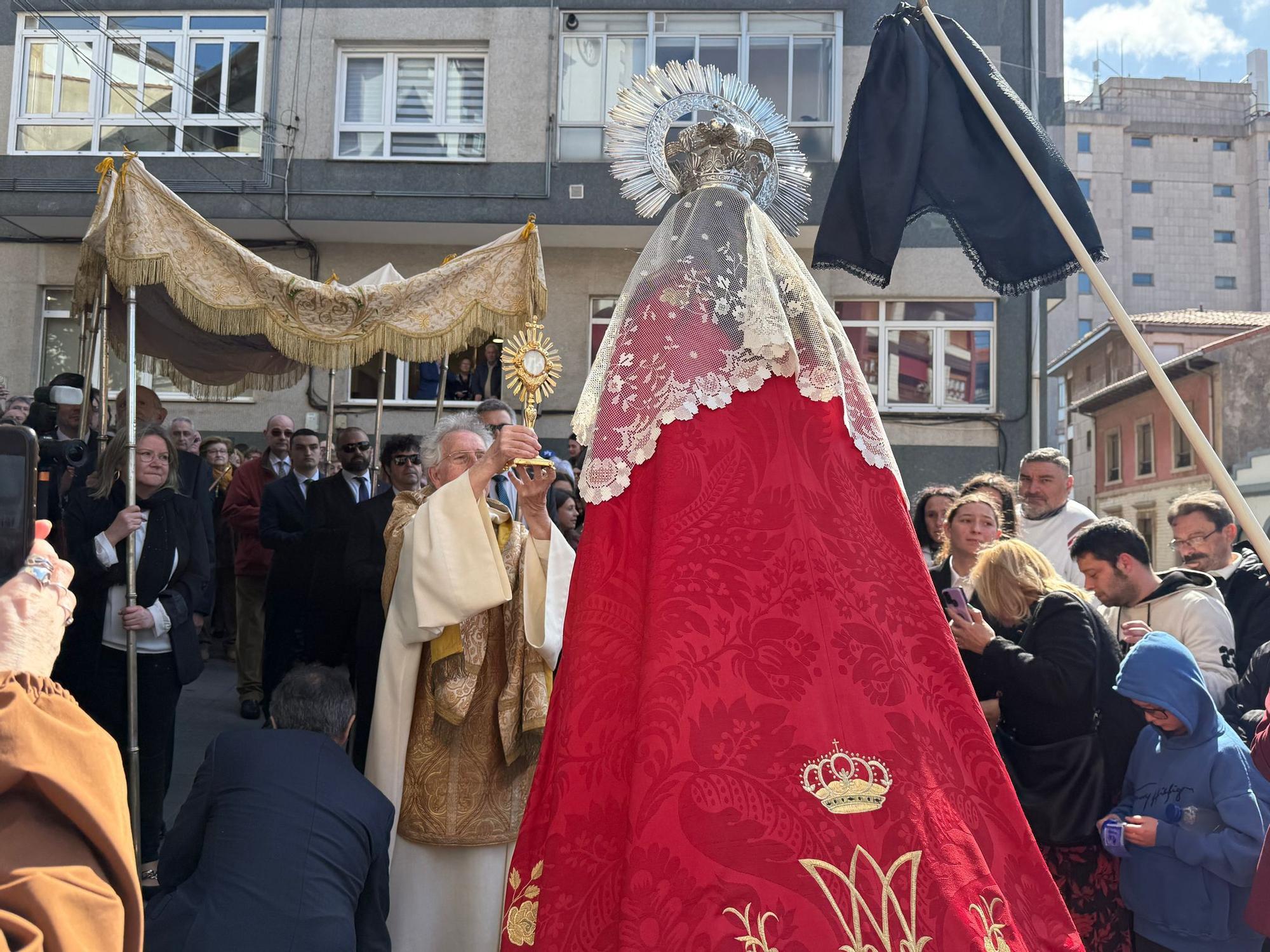 Así vivió Candas el cierre de su Semana Santa con la Procesion del Encuentro