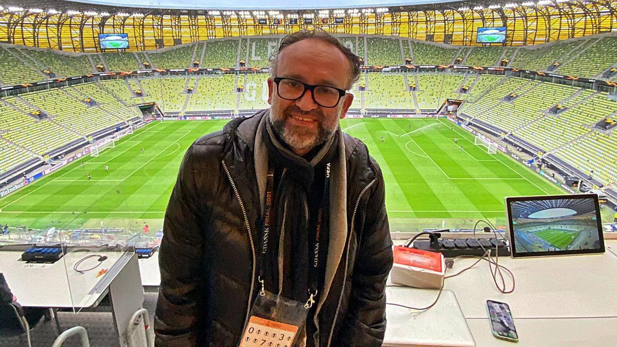Javi Mata entrará en directo en ‘La Panderola’ para analizar la previa del partido del Villarreal contra el Manchester