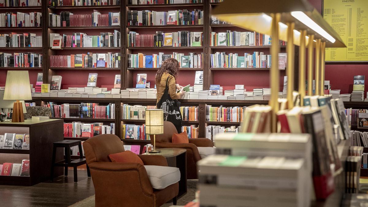 La librería Finestres, en Barcelona