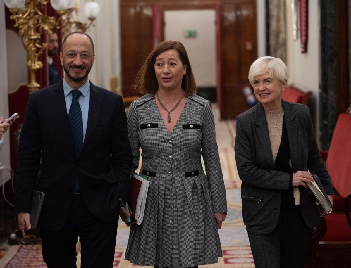 El PSOE ajorna la qüestió de confiança i es dona un mes per no trencar amb Junts