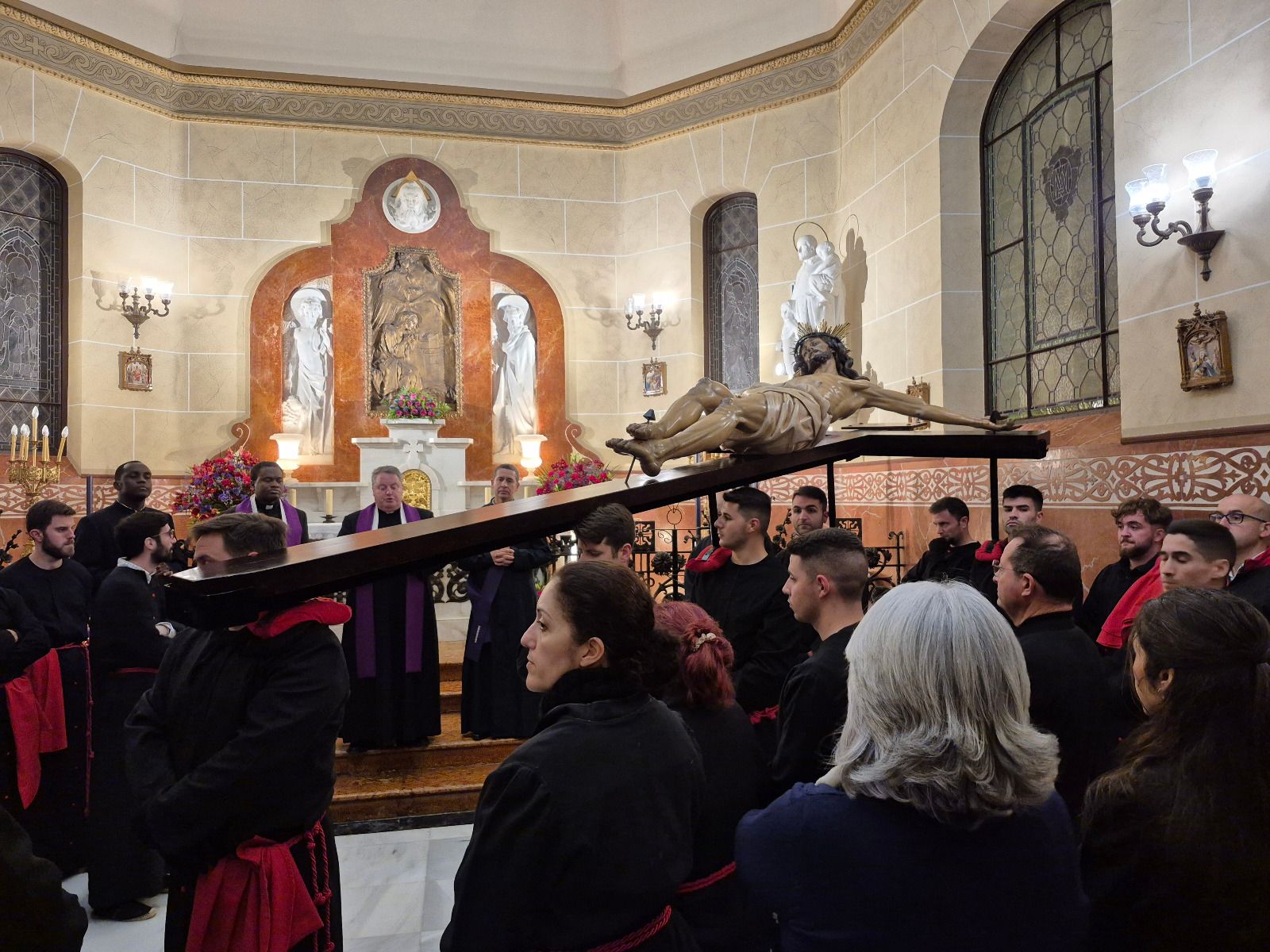 Jueves Cabra  V�a Crucis del Cristo de la Expiraci�n Moreno.jpg