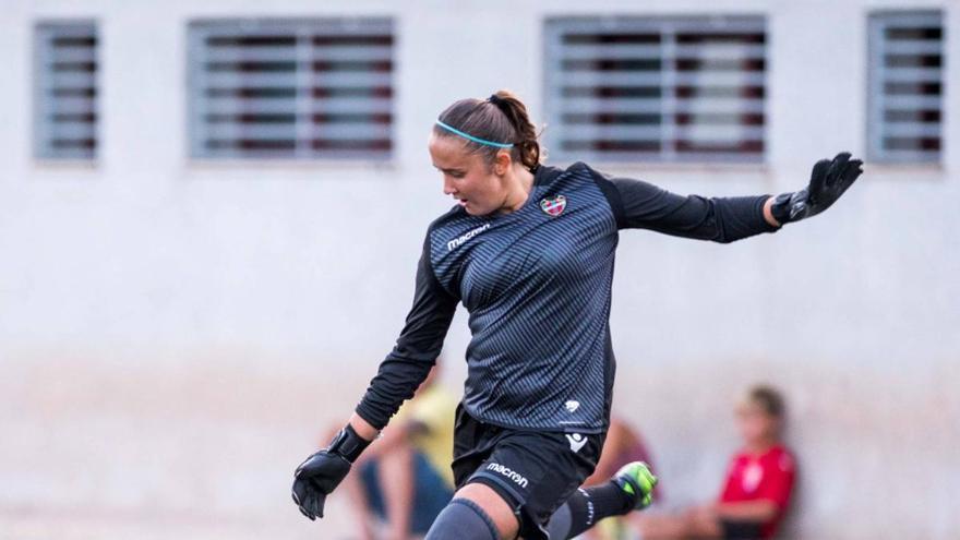 Castellón aporta una nueva portera al fútbol femenino de élite