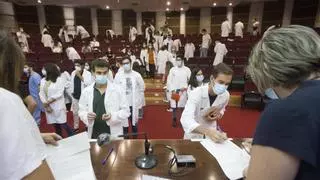 Más de un centenar de médicos residentes se incorporan al Hospital General de Alicante