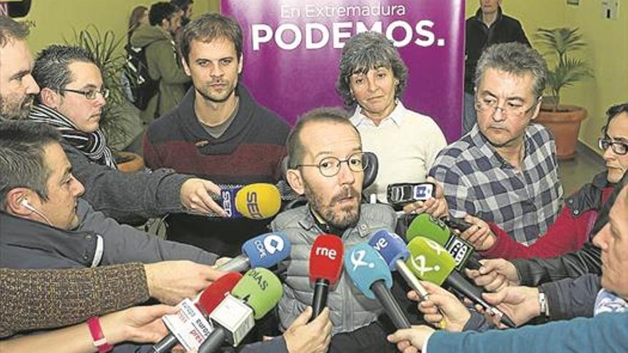 Reunión de Echenique con los círculos de Podemos