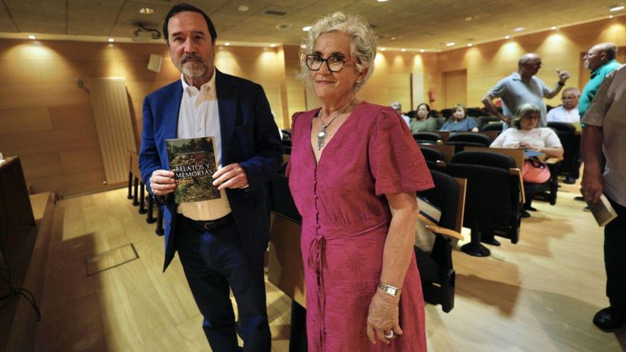 Antonio Fernández Rodríguez presenta libro | MIKI LÓPEZ