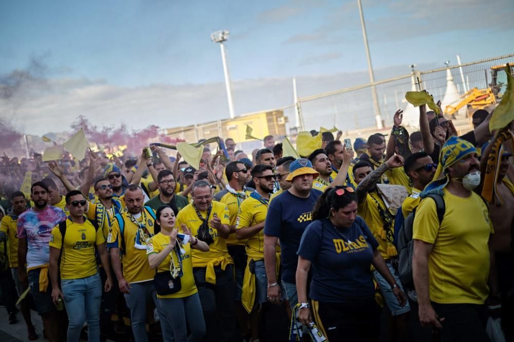 Instantes previos al derbi canario