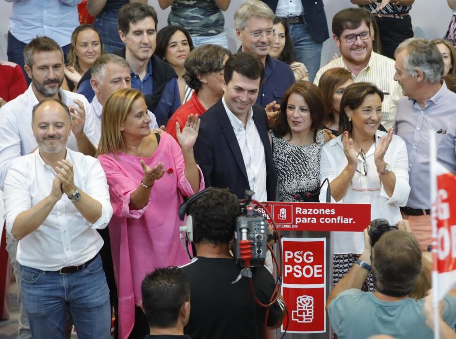 La cúpula socialista gallega hace piña en Porriño ante los ataques de la derecha.
