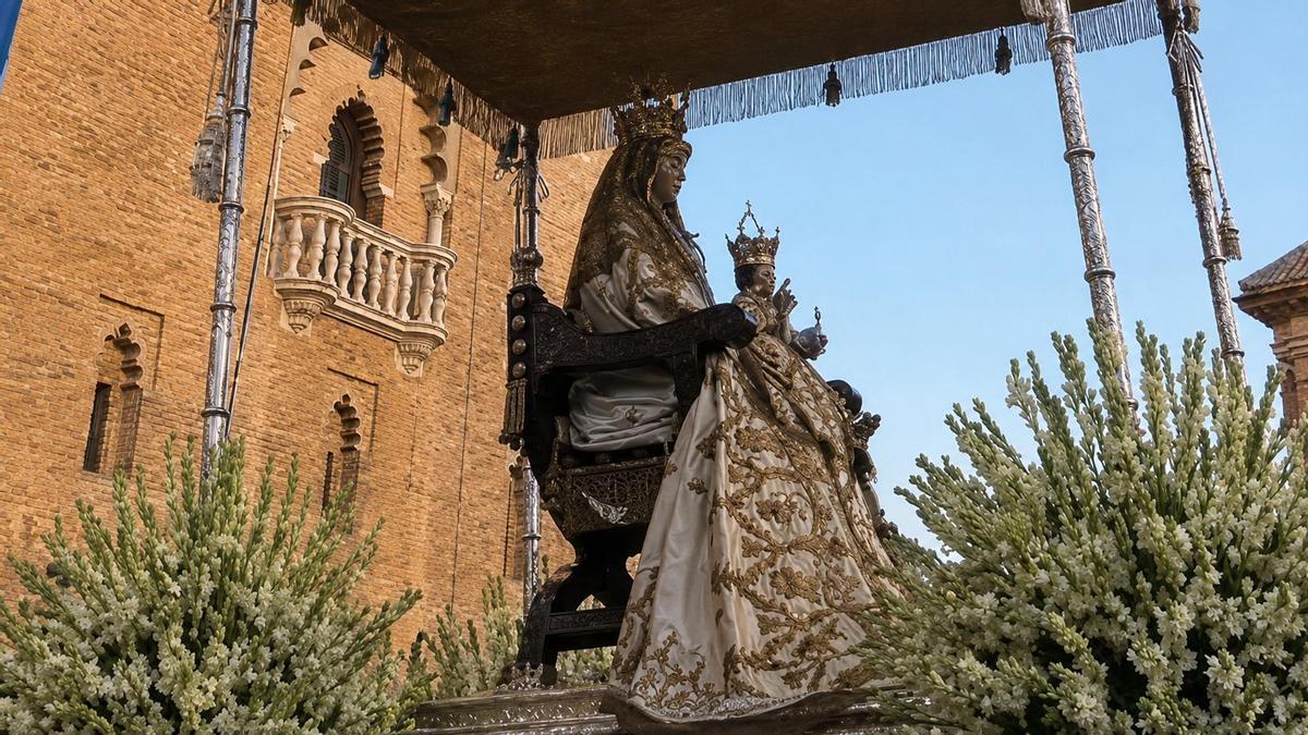 Vídeo | Procesión de la Virgen de los Reyes 2026