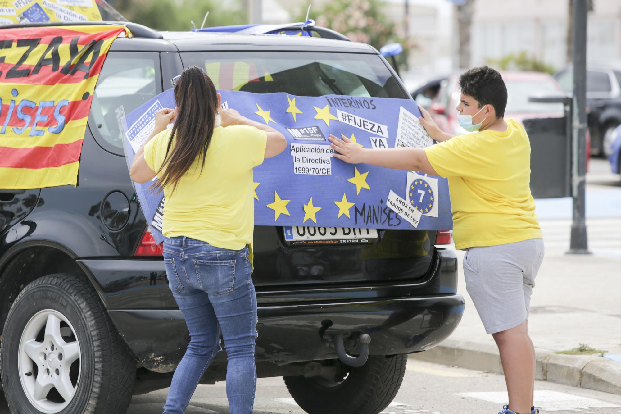 Las imágenes de la manifestación de los interinos en València