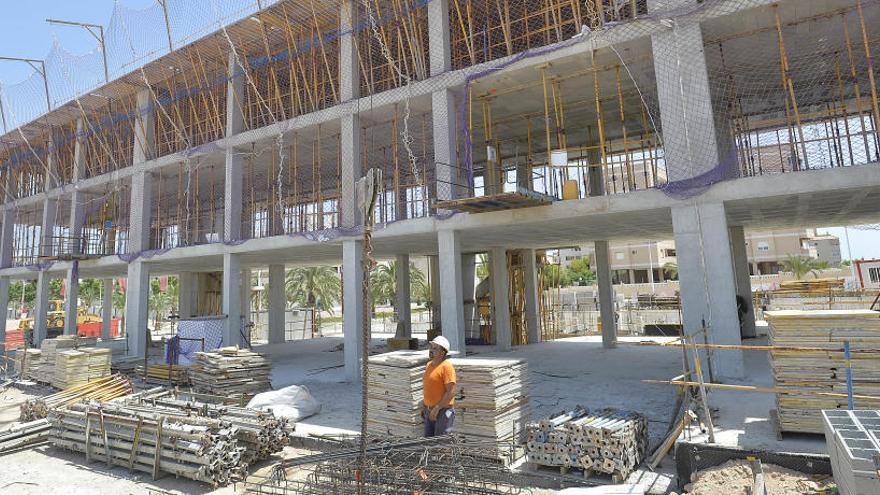 Arenales y la zona de Travalón acaparan la construcción de nuevas viviendas en Elche