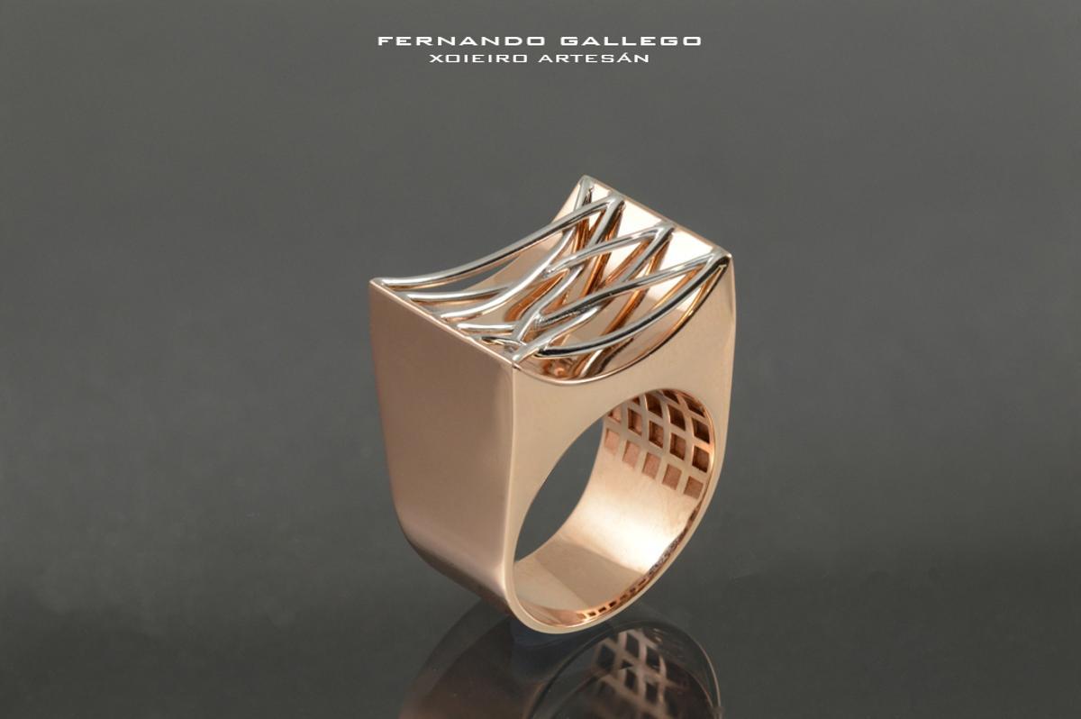 Anillo de Oro Blanco y Rosa Foster, diseñado por Gallego inspirándose en la obra del famoso arquitecto.