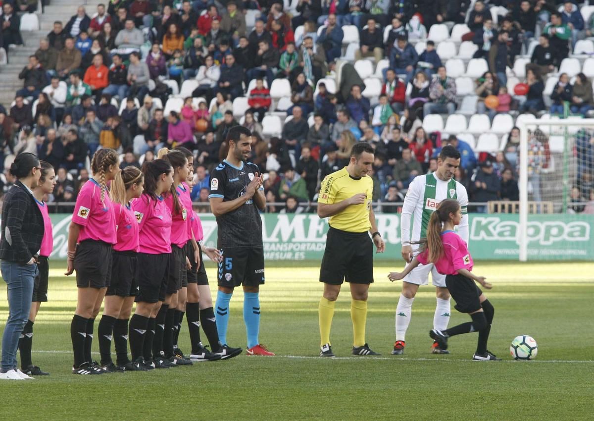 La afición vuelve a llenar El Árcangel