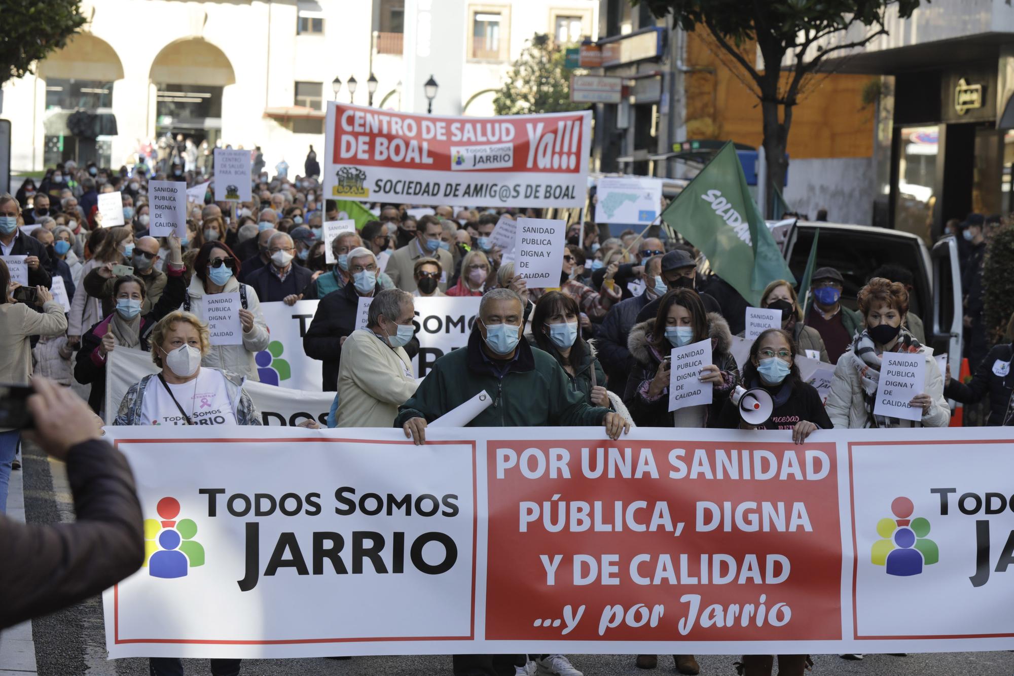 "Todos somos Jarrio" se manifiesta en Oviedo: "Luchamos porque el hospital esté bien"