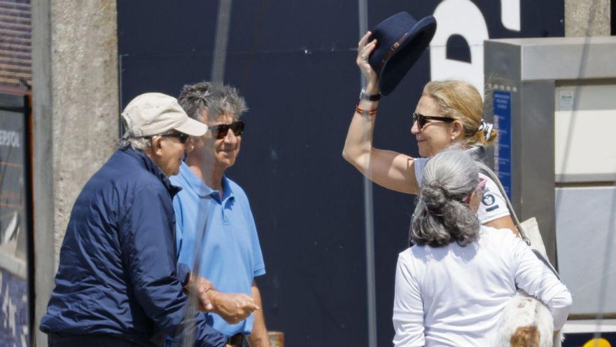 El rey emérito disfruta en Sanxenxo de su pasión: la vela