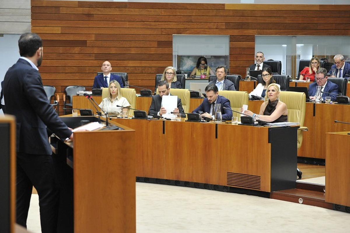 Álvaro Sánchez Cotrina, en un momento de su intervención en la tribuna.