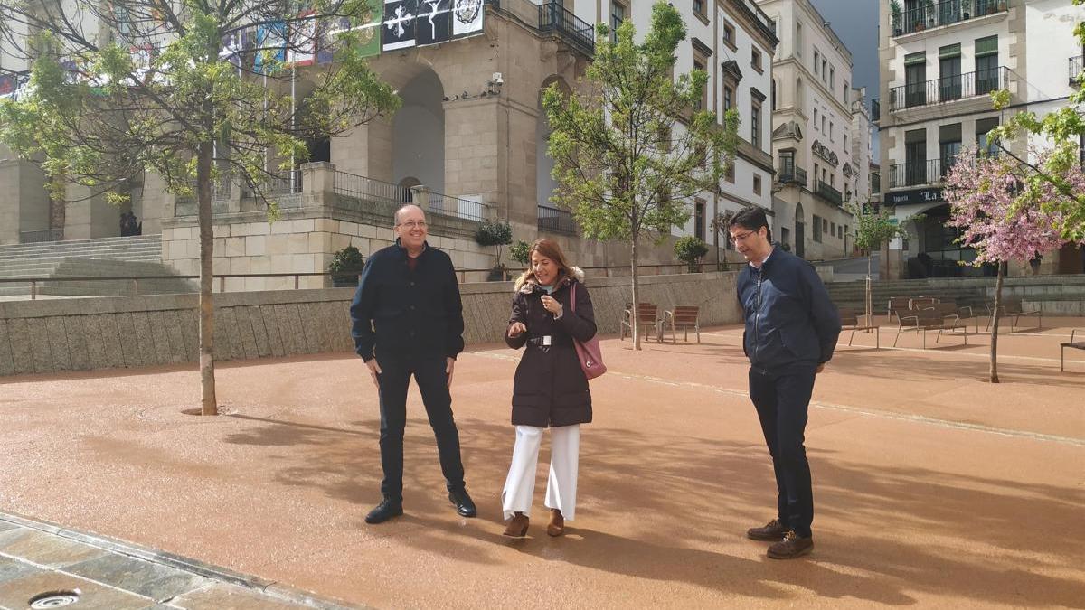 La plaza Mayor de Cáceres se queda sin el arenero