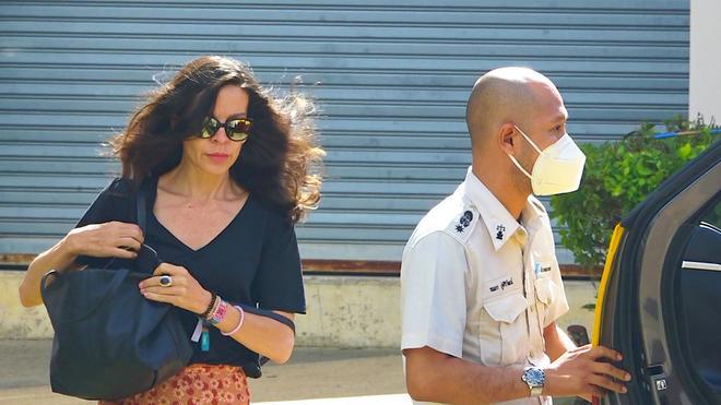 La madre de Daniel Sancho, Silvia Bronchalo, le visita en la prisión de Tailandia