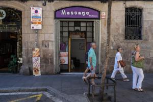 De botiga centenària a massatges asiàtics: nou desastre al comerç emblemàtic de Barcelona