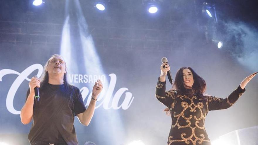 El grupo Camela presenta en Dos Torres su nueva gira ‘Rebobinando’