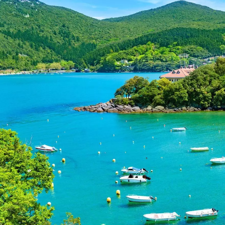 Este rincón marinero es una joya natural del País Vasco: es Reserva de la Biosfera de la Unesco y tiene un yacimiento arqueológico