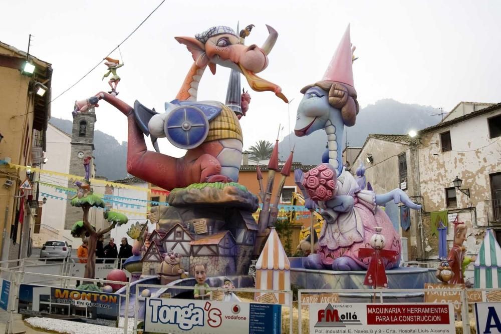 Falla del Raval. PERALES IBORRA