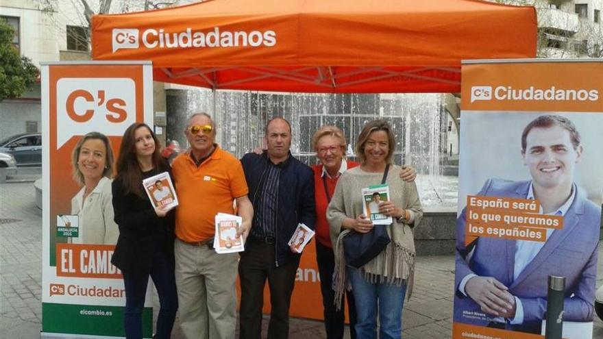 Albás dice que Ciudadanos representa &quot;el cambio&quot;