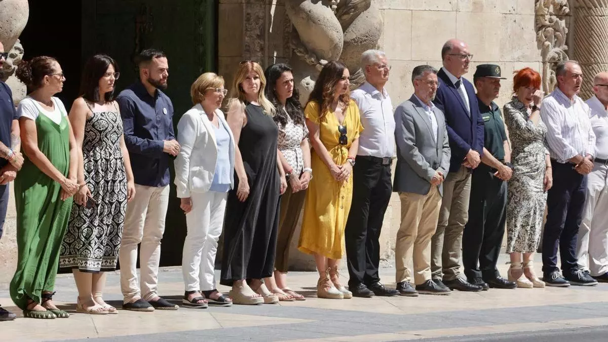 Alicante decreta tres días de luto por el asesinato de Lourdes y Lucía en La Cañada del Fenollar