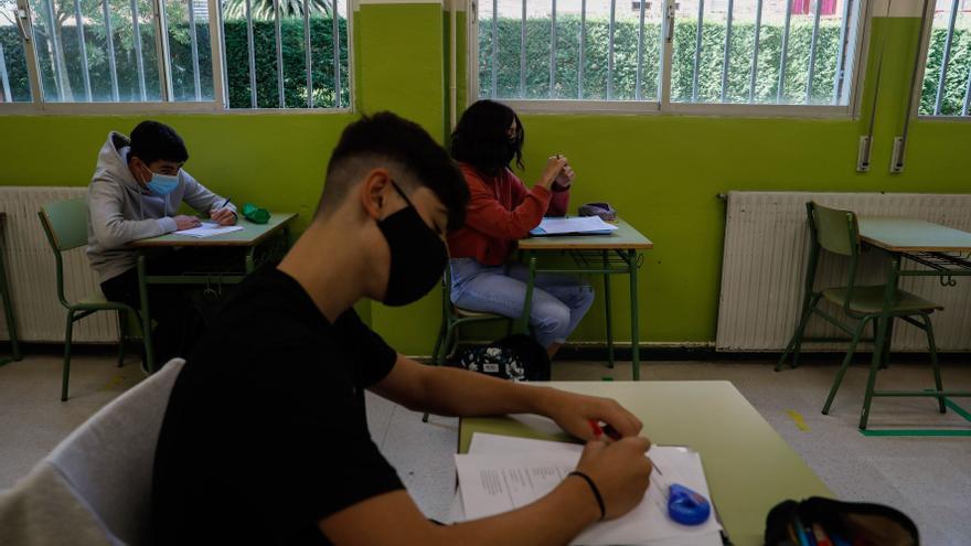 Las clases extraordinarias en Secundaria para preparar las pruebas finales se adelantan