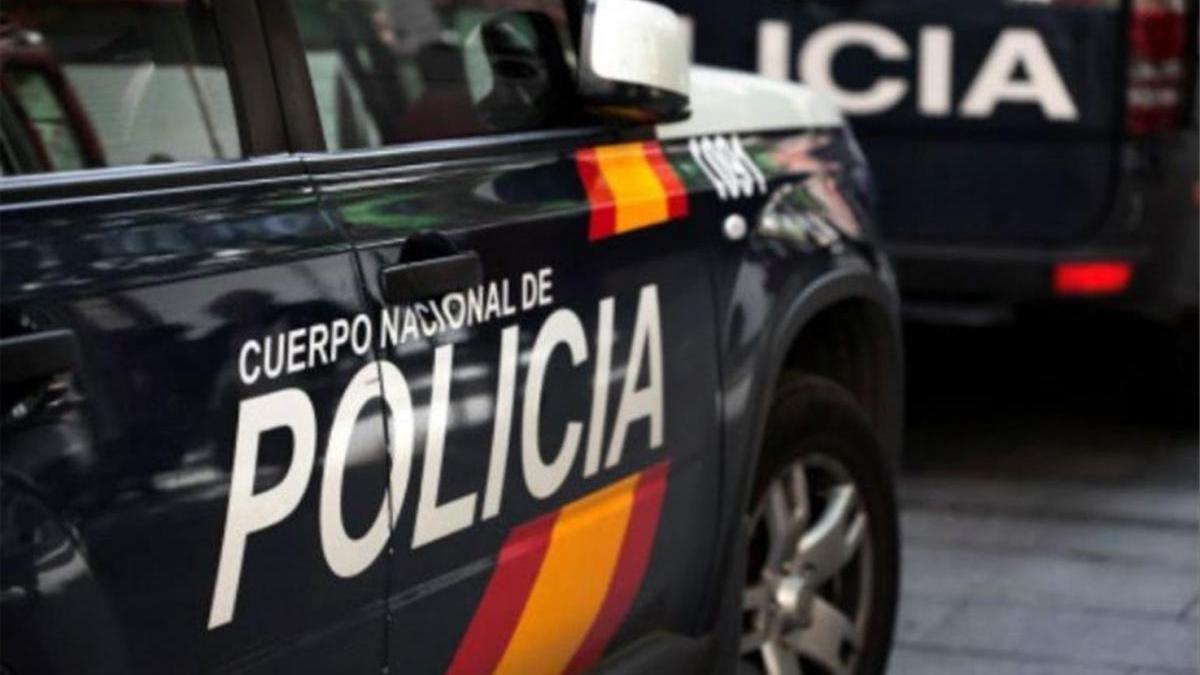 Detenido por tres robos al descuido de móviles y joyas junto a iglesias de Ciudad jardín