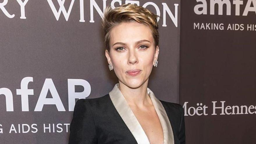 Scarlett Johansson y Donatella Versace, homenajeadas